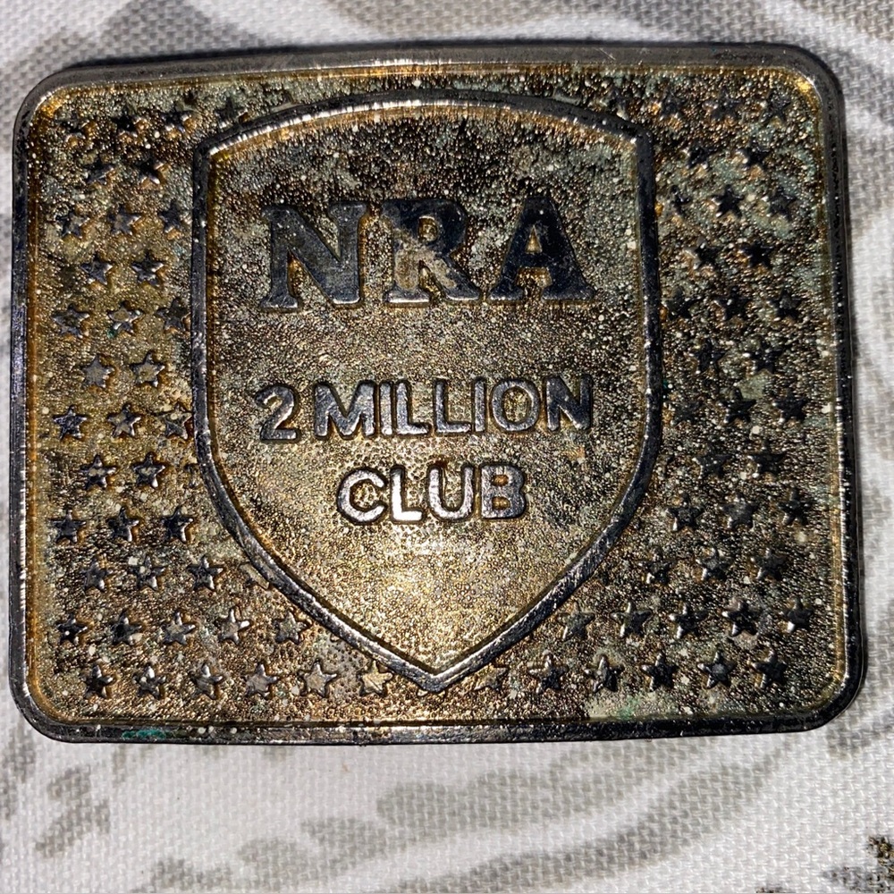 Vintage NRA buckle 2 Million
Club Patriotic American
USA‎ Rifle